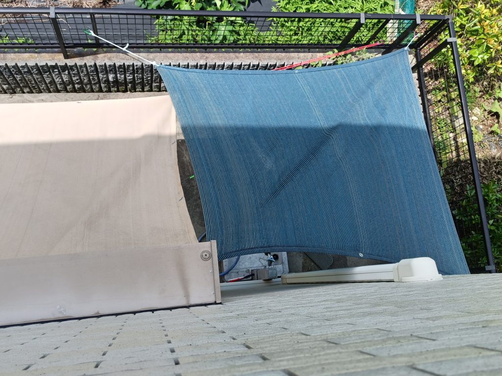 サンシェードの取り付けで穴をあけない！僕がやったDIY全手順