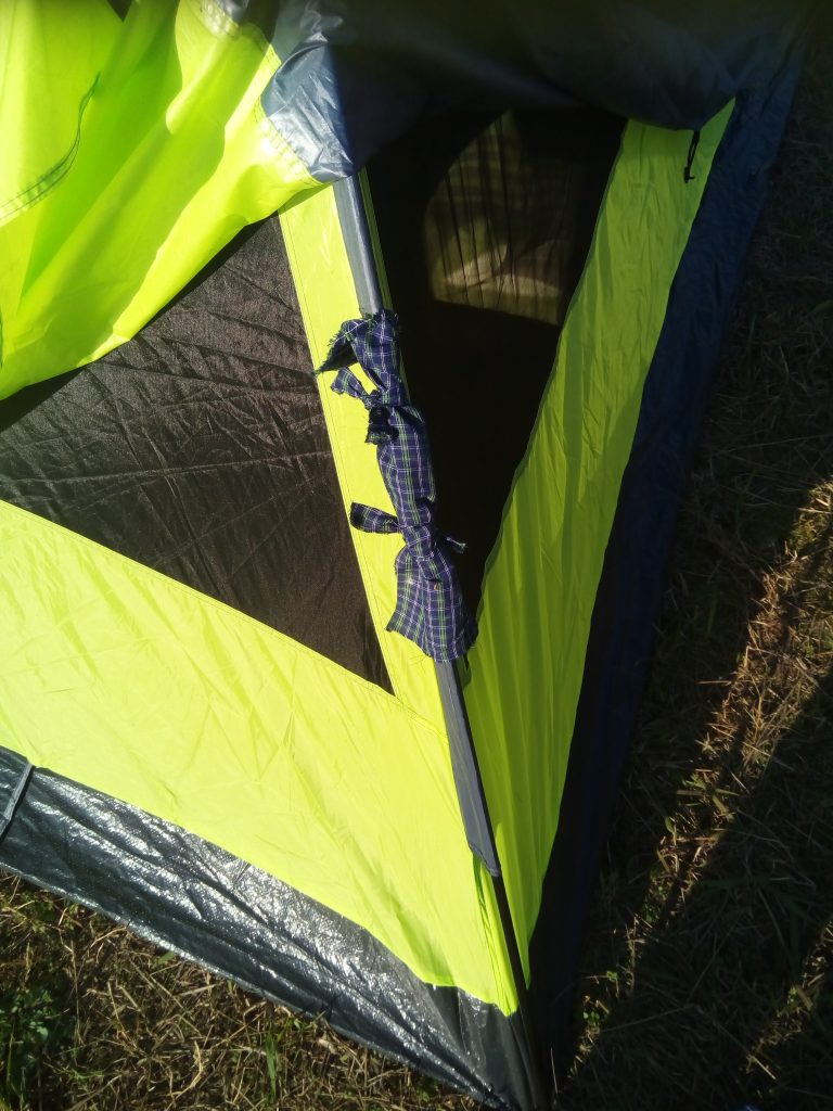 ドッペルギャンガー（DOD）のワンタッチテントのレビュー